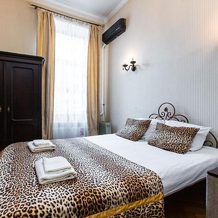 Квартира В Оренду На Копеника 12, Біля Палацу Потоцьких Leópolis Exterior foto